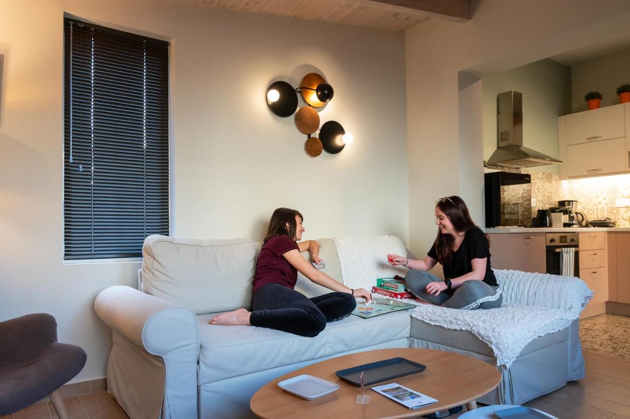 Tinas Home - Kalamata Mediterranean Villas エクステリア 写真