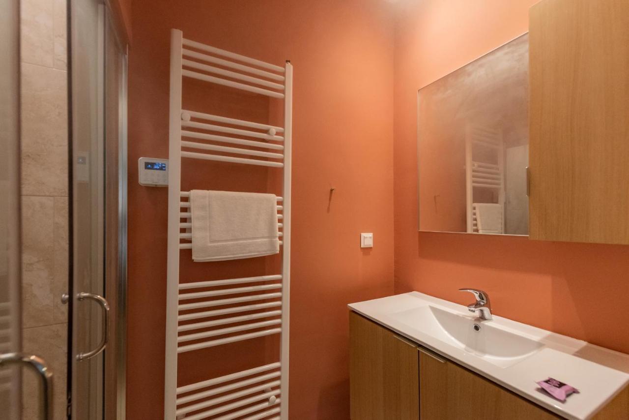 Tinas Home - Kalamata Mediterranean Villas エクステリア 写真