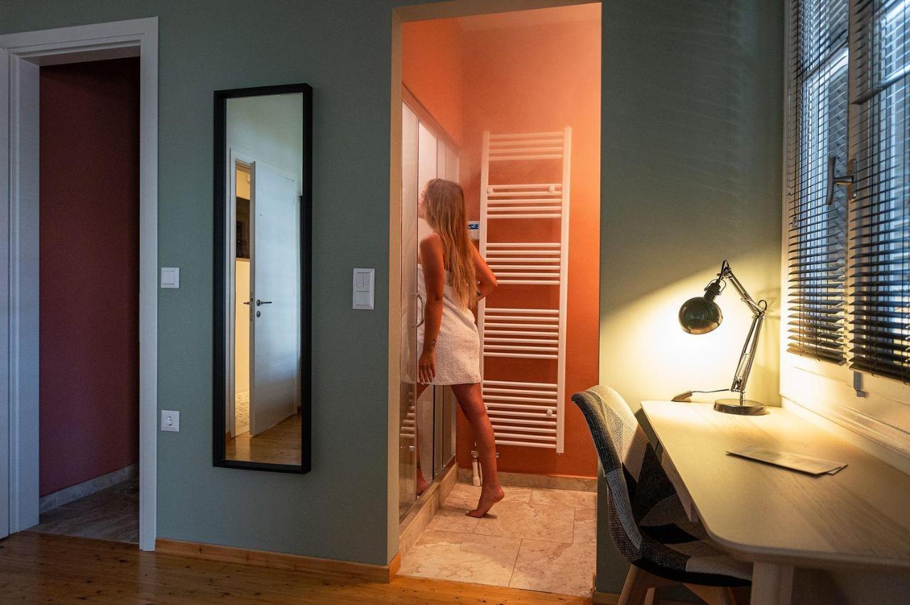 Tinas Home - Kalamata Mediterranean Villas エクステリア 写真